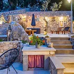 Ferienhaus In With Wifi Cres