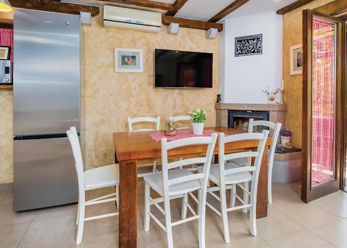 Holiday home In With Wifi *